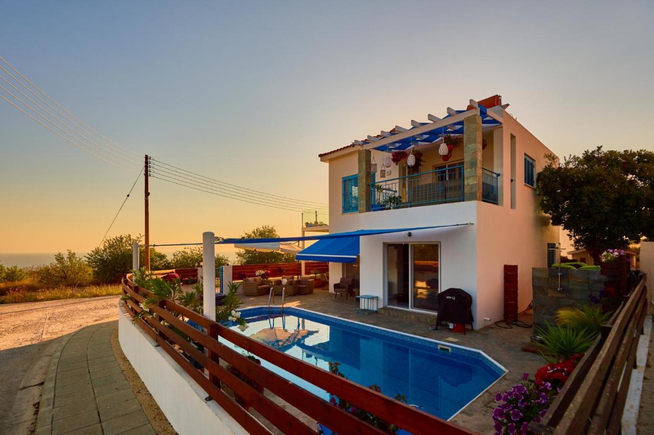 Villanelle Bed & Breakfast Welcomes Dog Lovers Only Tala ภายนอก รูปภาพ