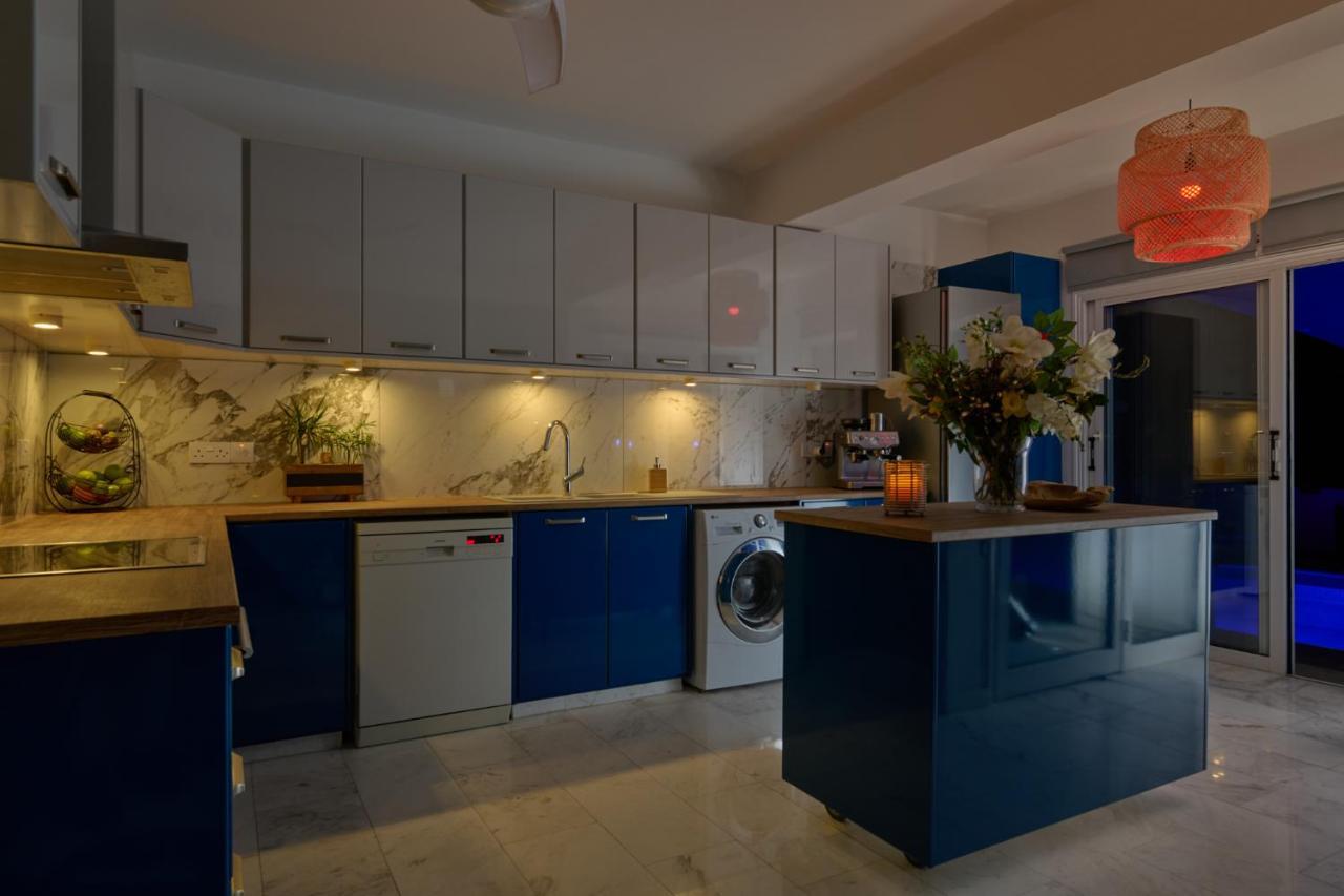 Villanelle Bed & Breakfast Welcomes Dog Lovers Only Tala ภายนอก รูปภาพ